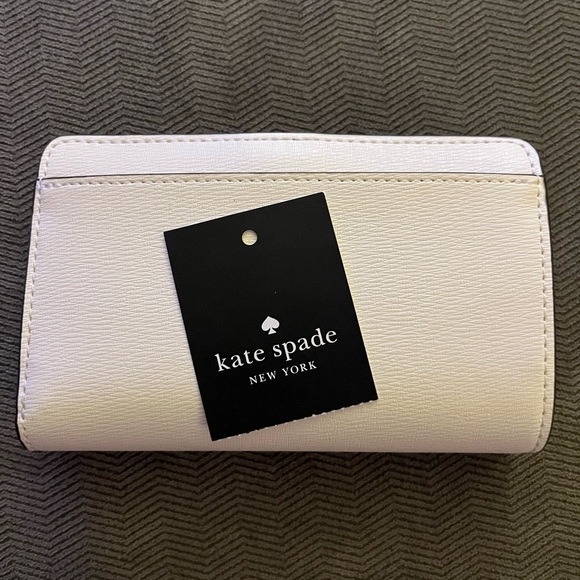 Kate Spade Wallet - Picture 6 of 6